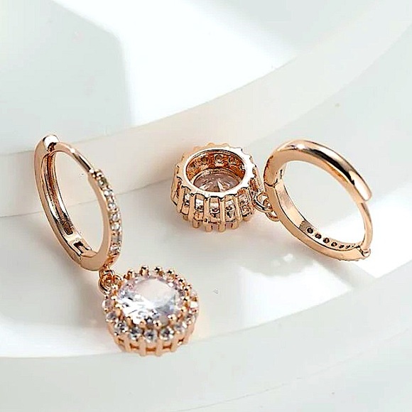 Gold 18K GP Diamond Round Drop Dangle Earrings - Picture 3 of 4